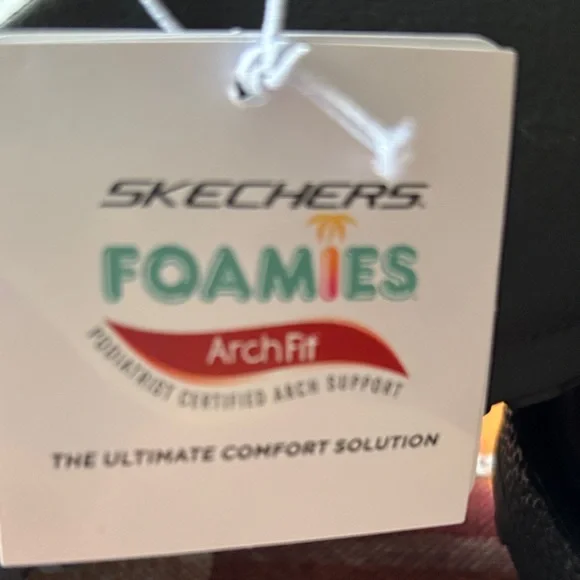 Skechers Black Sandals with Silver Buckles with arch support - Picture 4 of 4